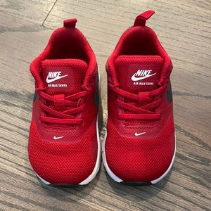 Nike toddlers Air Max Tavas, size 5C, unisex